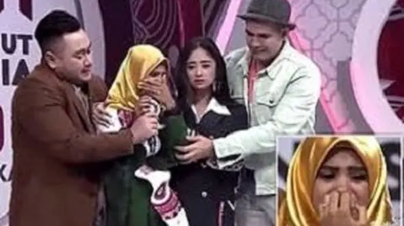 وحشتناک ترین اتفاق برای یک دختر در برنامه زنده تلویزیونی+ فیلم / مالزی