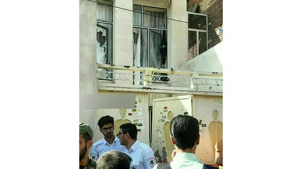 انفجار خانه در اردبیل+ عکس