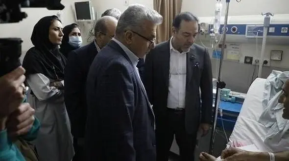 علیرضا رئیسی: شهادت ۵ کادر درمان در شیراز / نظام سلامت در خط مقدم مقاومت ایستاده است
