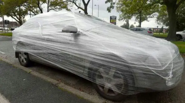 انتقام عجیب مرد انگلیسی از رانندگان مزاحم + تصاویر