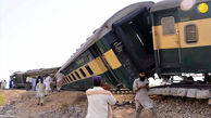 وحشت در قطار مسافربری حیدرآباد / واگن ها از ریل خارج شدند + عکس