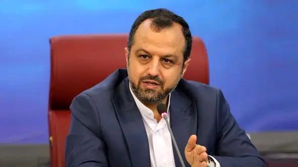 وزیر اقتصاد: عرضه خودرو در بورس کالا ادامه دارد / فروش دنا پلاس انجام می شود + سند