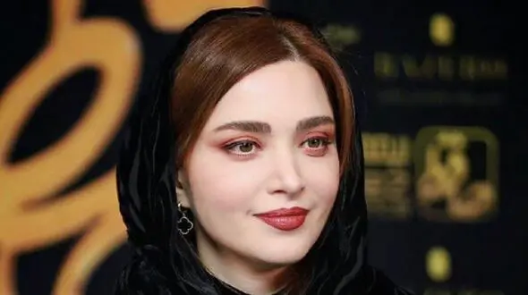 استایل شیک و جذاب بهنوش طباطبایی در یک مراسم + عکس جدید