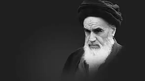 امام خمینی (ره) در نوفل لوشاتو در منزل چه کسی زندگی می‌کردند؟