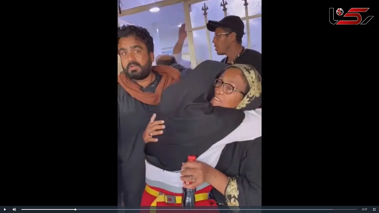 مادر گم شده به آغوش فرزندش رسید / او در سفر به کربلا ناپدید شده بود + فیلم و عکس