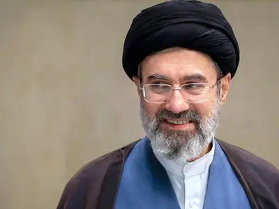 غضنفری: محافظین رهبری مراقب باشند/ تمایل نخست وزیر پاکستان برای دیدار با رهبری، توطئه برای پیدا کردن محل اقامت ایشان است 