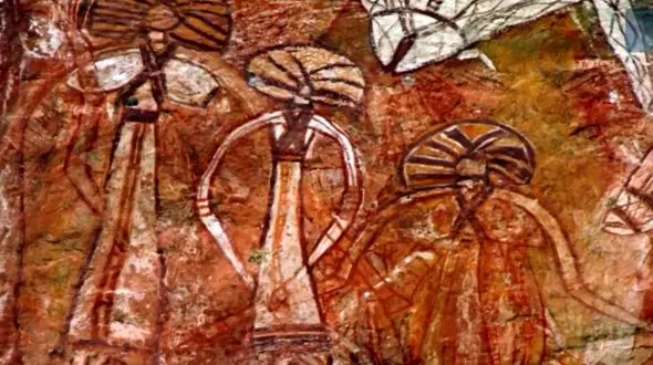 کشف نقاشی‌های 10 هزار ساله مرموز از تصاویر موجودات فرازمینی! + عکس