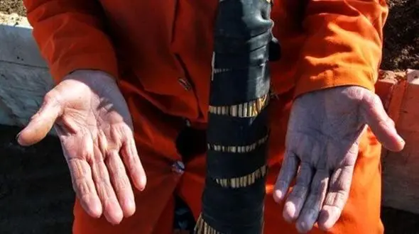 صحبت های این کارگر شهرداری اشک دربیاور است / شرمنده دخترم پول خرید بیسکویت ندارم