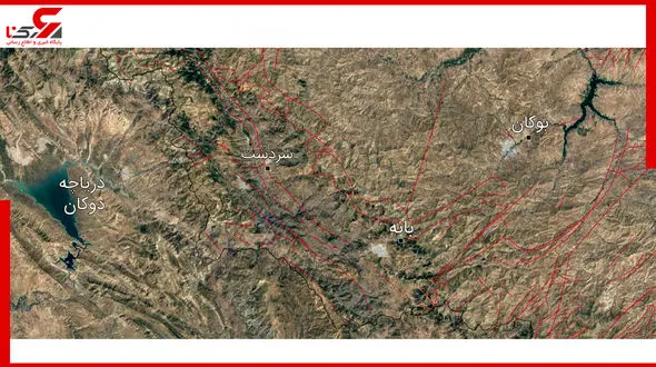ترک های عمیق فرونشست بر در و دیوار تمام خانه های روستای کولسه سردشت + فیلم