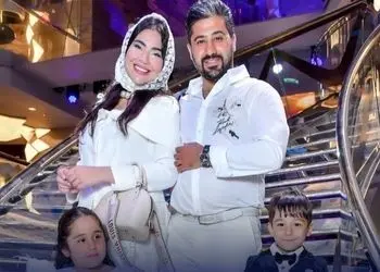 عکس ها / نگاهی به چیدمان قصر مجلل صبا مرشدی بلاگر مولتی میلیاردر تهرانی در فرشته / با معماری اصیل و باوقار و ترکیب رنگی طلایی و فیروزه‌ای  / اینجاست که فریبا نادری زعفرانیه نشینم کم میاره ...