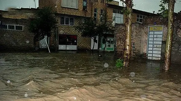 تگرگ به شهرستان اهر خسارت‌ زد + فیلم