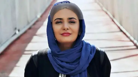 استایل تابستانه لیندا کیانی در کنار دوستانش