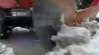 مسدود شدن جاده‌ها در الجزایر به دلیل بارش برف + فیلم