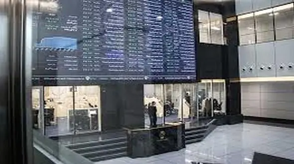 رنج بورس از بی‌اعتمادی سهامداران 
