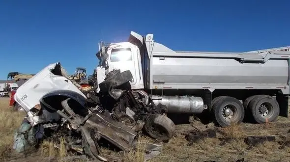 راننده کامیون مست جان 6 نفر را گرفت