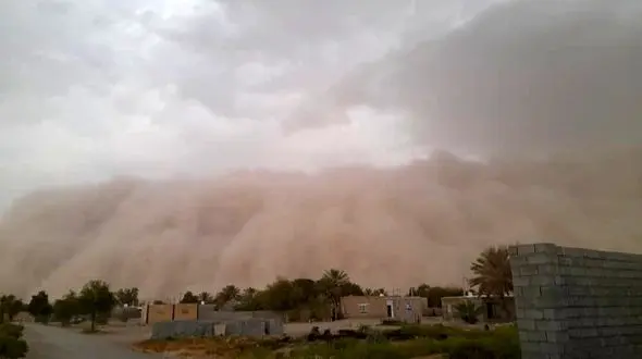 فیلم طوفان شوک آور در کرمان ! / شباهت به سکانس فیلم مومیایی هالیوود