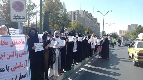 کاهش سرعت واکسیناسیون به علت پرهیز 17.8 درصد از ایرانیان از دریافت واکسن کرونا