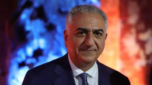 فیلم /  رضا پهلوی: همه چیز من در آمریکاست، چرا باید به ایران برگردم؟ اعلیحضرت دورکار، شاه اینستاگرامی/ 