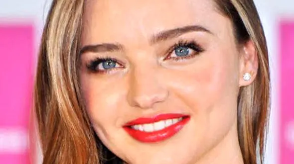 10 زن جذاب جهان را بشناسید! + عکس و جزییات