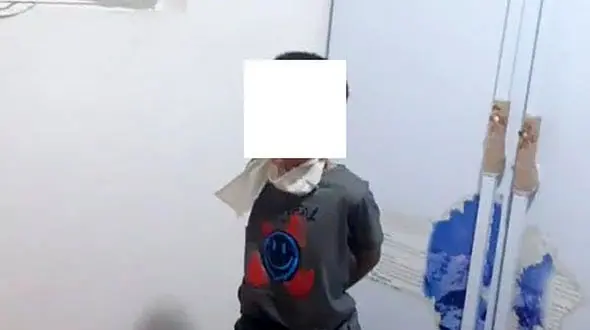 پسر 8 ساله تهرانی در ساختمان خودشان گم شد / مرد همسایه دست و پایش را بسته بود + عکس