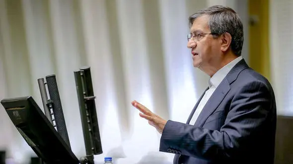 همتی: به خوبی بر اقتصاد کشور مسلط هستم / ۸۰ درصد هزینه‌های بودجه کشور را وزرات اقتصاد تامین می کند