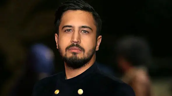 ژست باحال مهرداد صدیقیان با کلاه باباکرمی