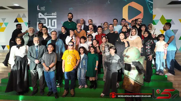 اکران مردمی قسمت پایانی سریال آرزوهای چپکی با حضور عوامل و بازیگران / فیلم و عکس های اختصاصی رکنا