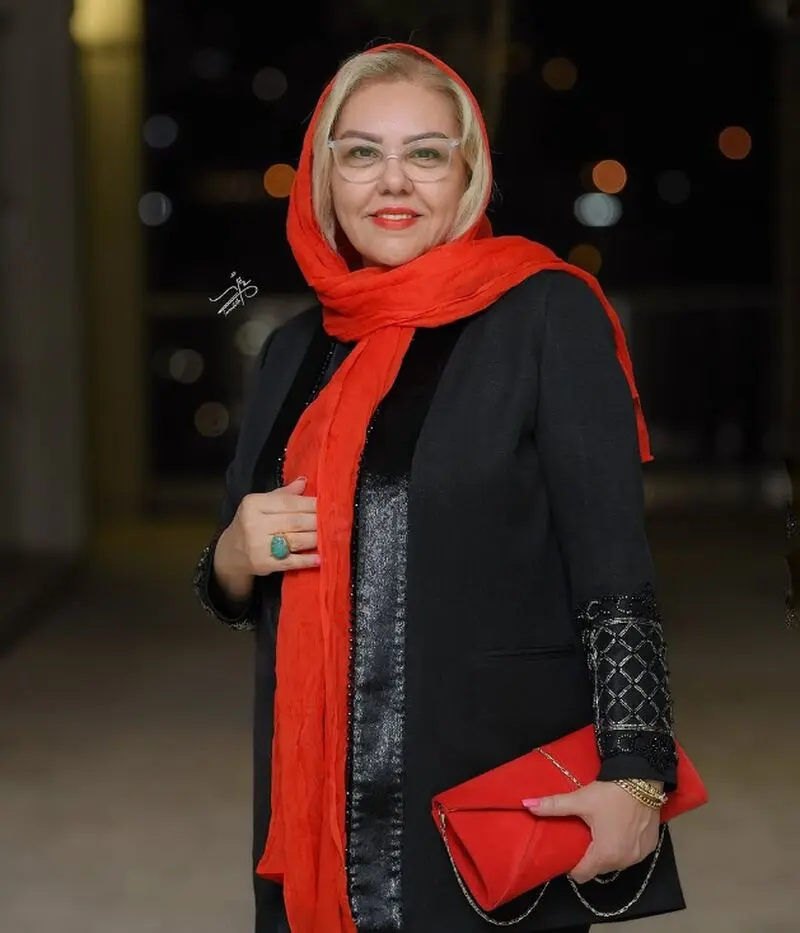 افسانه چهره آزاد