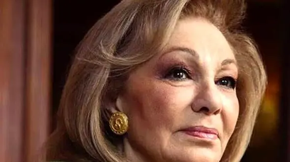 پناه بردن فرح پهلوی به یک سگ از شدت تنهایی/ آخر عاقبت پهلوی ها به روایت تصویر