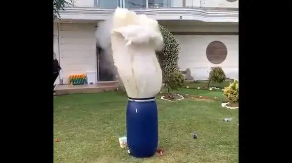 این بشکه همه را غافلگیر کرد / فیلم