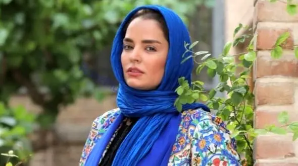 شباهت عجیب و باورنکردنی سپیده خداوردی و مادرشهر کی از دور ببینه فکر میکنه دوتا خواهرن!