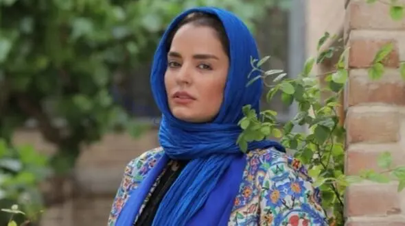 شباهت عجیب و باورنکردنی سپیده خداوردی و مادرشهر کی از دور ببینه فکر میکنه دوتا خواهرن!