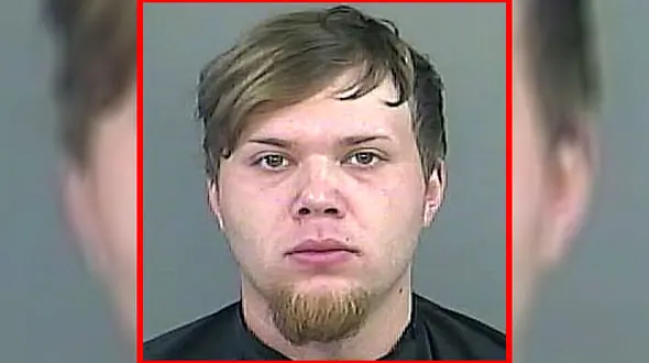 بازی رولت روسی چیزی شبیه به نهنگ آبی / خودکشی پسر 21 ساله +عکس