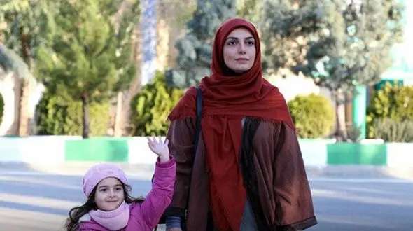 الیکا عبدالرزاقی، بازیگر جوکر2: من در سریال سرباز دوسال رفتم سربازی کارت پایان خدمت من کو؟/ امین زندگانی هم شاهد است+ویدیو