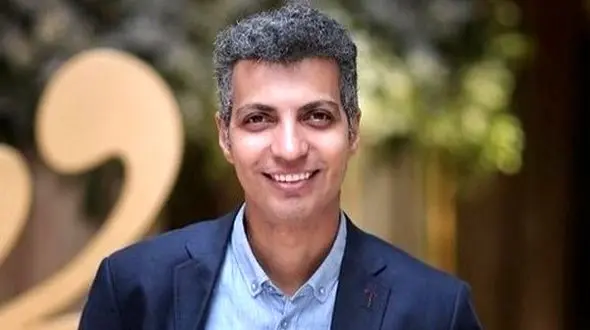 نگاهی به ساعت کارتیه 300 میلیون تومانی در دست عادل فردوسی پور؛ # پز نیست سبک زندگیمه به سبک عادل+عکس