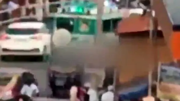 وجدان کاری راننده این آمبولانس دیدن دارد + فیلم 