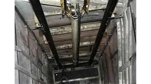 مرگ 4  مرد در سقوط آسانسور / در شبستر رخ داد