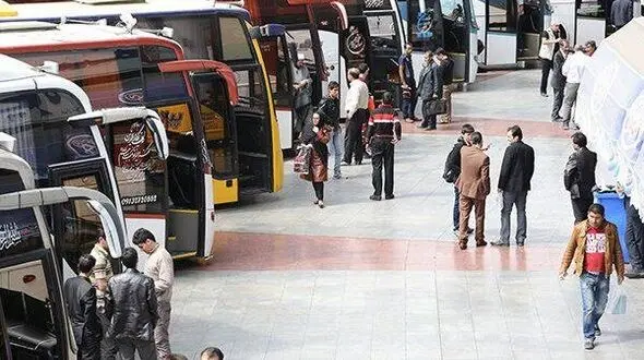 انجام بیش از پنج‌هزار و ۷۰۰ سفر نوروزی با ناوگان حمل‌ونقل عمومی لرستان