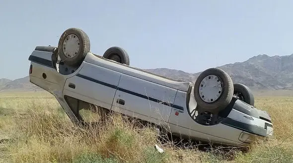 واژگونی هولناک پژو در رامهرمز / 7 نفر داخل پژو زخمی شدند