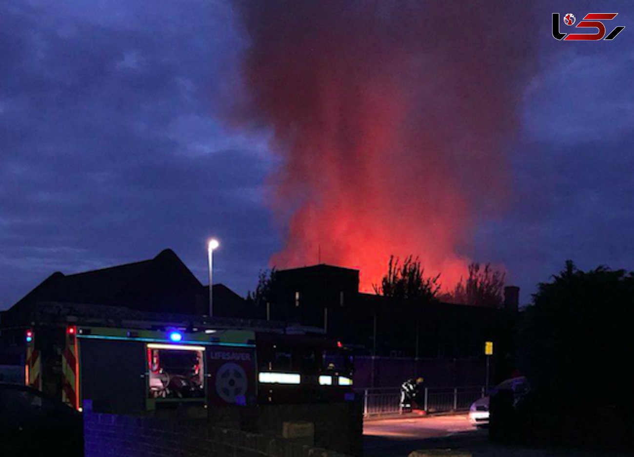 آتش در مدرسه ابتدایی لندن 