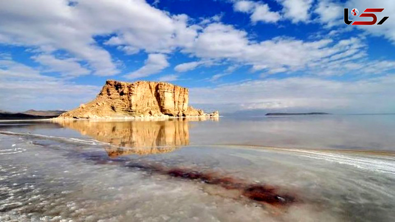 کاهش وسعت دریاچه ارومیه با وجود افزایش حجم آن