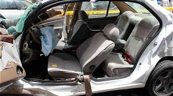 حادثه رانندگی در محلات یک کشته و ۱۰ مجروح به جا گذاشت