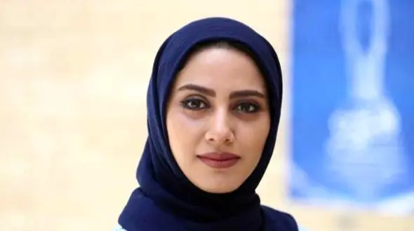 پست تلخ و گریه دار مونا فرجاد در سالگرد فوت مادر جوانش/ خانم بازیگر در آغوش مادر+عکس