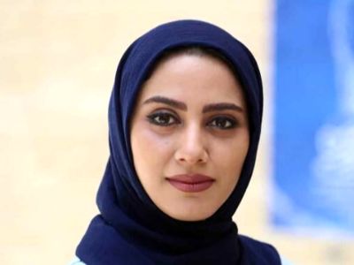 پست تلخ و گریه دار مونا فرجاد در سالگرد فوت مادر جوانش/ خانم بازیگر در آغوش مادر+عکس