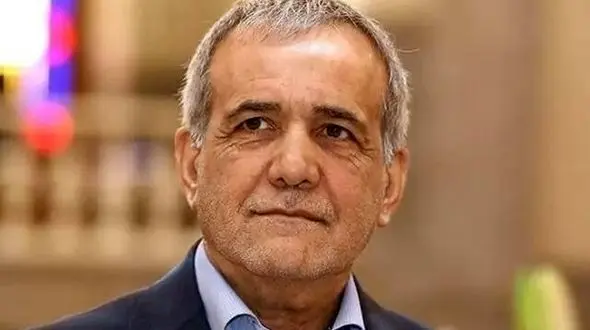 پزشکیان: من تانک و نقطه زن نیستم؛ من خاک پای مردم ایران هستم/اجازه نمی دهم با شعارهای دهن پرکن در سیاست خارجی، جیب مردم خالی شود

