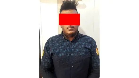 بازداشت مردانی که با چاقو به سمت پلیس حمله کردند + عکس / آبادان
