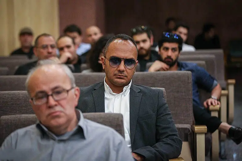 کدام ستاره ها در مراسم هفتمین روز درگذشت عارف لرستانی حضور داشتند