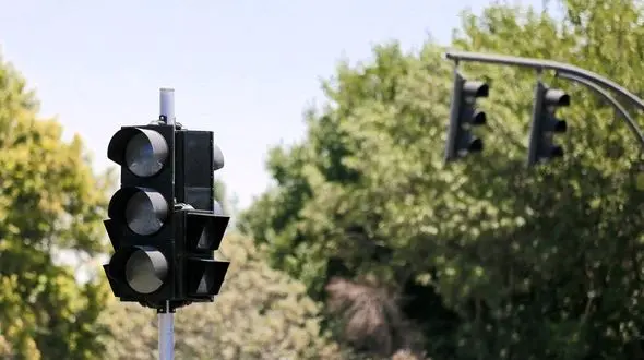 تجهیز 28 چهارراه اصفهان به برق اضطراری