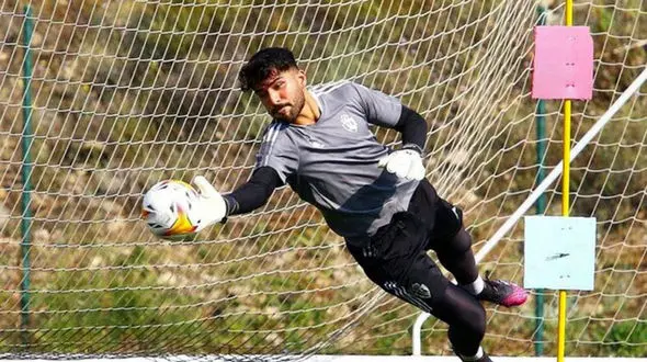 مشتری پسر عقاب آسیا مشخص شد/ امیر عابدزاده به زودی به ایران برمی‌گردد؟