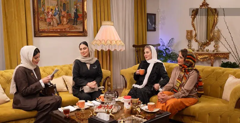 نگین صدق گویا